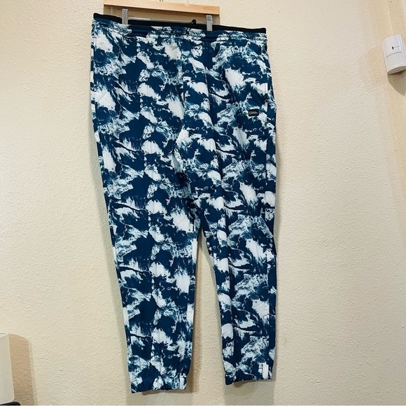 Disney National Geographic Wave Jogger Pants for Women XXL - Picture 2 of 9